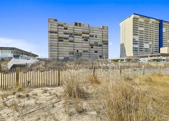 Fountainhead Towers 1204